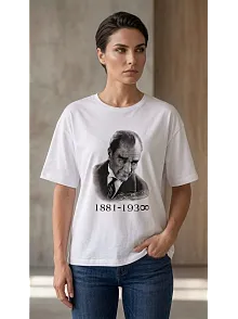 Kadın Atatürk Baskılı Tişört Kısa Kollu Bisiklet Yaka T-shirt - Beyaz Kadın Atatürk Baskılı Tişört Kısa Kollu Bisiklet Yaka T-shirt - Beyaz
