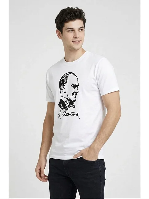 Erkek Atatürk Baskılı Tişört Kısa Kollu Bisiklet Yaka T-shirt - Beyaz Erkek Atatürk Baskılı Tişört Kısa Kollu Bisiklet Yaka T-shirt - Beyaz