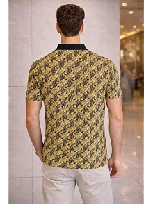 Erkek Pike Kumaş Polo Yaka Palmiye Desenli Tişört Kısa Kol Yazlık T-shirt - Sarı Erkek Pike Kumaş Polo Yaka Palmiye Desenli Tişört Kısa Kol Yazlık T-shirt - Sarı