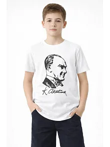 Erkek Çocuk Atatürk Baskılı Tişört Kısa Kollu Bisiklet Yaka T-shirt - Beyaz Erkek Çocuk Atatürk Baskılı Tişört Kısa Kollu Bisiklet Yaka T-shirt - Beyaz