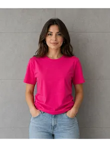 Kadın Basic Pamuklu Tişört Bisiklet Yaka Düz Renk Relaxed Fit T-shirt - Fuşya Kadın Basic Pamuklu Tişört Bisiklet Yaka Düz Renk Relaxed Fit T-shirt - Fuşya