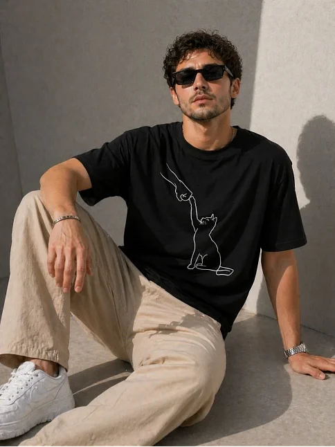 Erkek Minimal Kedi Çizim Baskılı Tişört Kısa Kol Yazlık T-shirt - Siyah Erkek Minimal Kedi Çizim Baskılı Tişört Kısa Kol Yazlık T-shirt - Siyah
