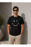 Erkek Minimal Gülümseyen Yüz Baskılı Tişört Kısa Kol Yazlık T-shirt - Siyah Erkek Minimal Gülümseyen Yüz Baskılı Tişört Kısa Kol Yazlık T-shirt - Siyah