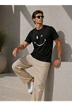 Erkek Minimal Gülümseyen Yüz Baskılı Tişört Kısa Kol Yazlık T-shirt - Siyah Erkek Minimal Gülümseyen Yüz Baskılı Tişört Kısa Kol Yazlık T-shirt - Siyah