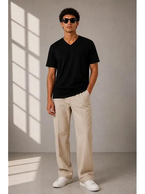 Erkek V Yaka Basic Tişört Kısa Kol Yazlık Regular Fit T-shirt - Siyah Erkek V Yaka Basic Tişört Kısa Kol Yazlık Regular Fit T-shirt - Siyah