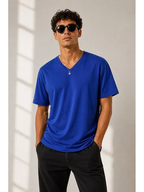Erkek V Yaka Basic Tişört Kısa Kol Yazlık Regular Fit T-shirt - Saks Mavisi Erkek V Yaka Basic Tişört Kısa Kol Yazlık Regular Fit T-shirt - Saks Mavisi