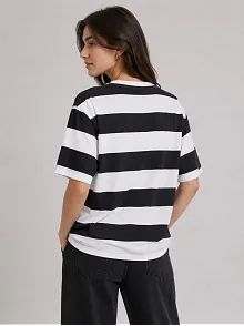 Kadın Çizgili Oversize Tişört Bisiklet Yaka Kısa Kol Yazlık T-shirt - Siyah Kadın Çizgili Oversize Tişört Bisiklet Yaka Kısa Kol Yazlık T-shirt - Siyah