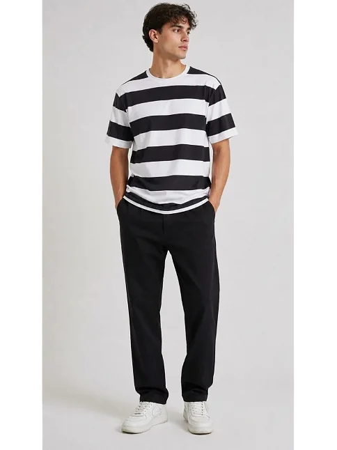 Erkek Çizgili Oversize Tişört Bisiklet Yaka Kısa Kol Yazlık T-shirt - Siyah Erkek Çizgili Oversize Tişört Bisiklet Yaka Kısa Kol Yazlık T-shirt - Siyah