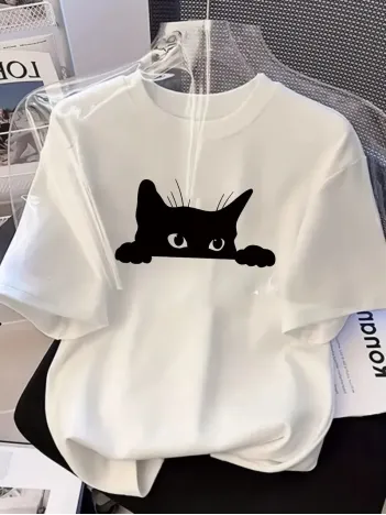 Kadınlar için Şık Siyah Kedi Grafik Tişört - Oversize Kısa Kollu Üst, Nefes Alabilir Polyester Karışımı, Makinede Yıkanabilir - Mükemmel Yaz Modası - Beyaz Kadınlar için Şık Siyah Kedi Grafik Tişört - Oversize Kısa Kollu Üst, Nefes Alabilir Polyester Karışımı, Makinede Yıkanabilir - Mükemmel Yaz Modası - Beyaz