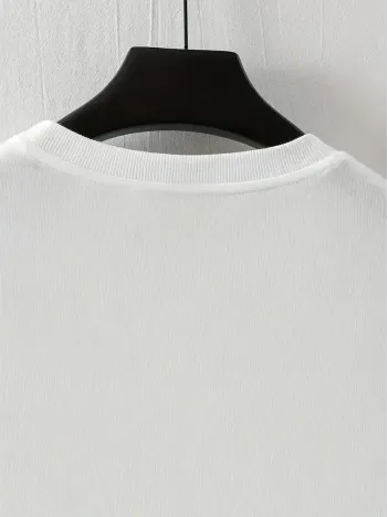 Ben Şişman Değilim Tanrı Bana Hava Yastığı Verdi Çünkü Ben Değerliyim Tişörtü - Beyaz