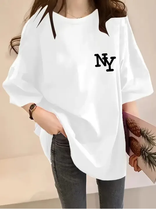 Kadın Eğlenceli Harf NY Baskılı Bisiklet Yaka Tişört - Rahat Polyester, Makinede Yıkanabilir - Yaz ve Fitness için Mükemmel, Yuvarlak Yaka- Beyaz