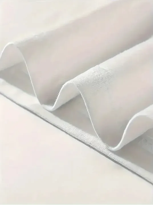 20/1 Penye Compack Gülücük Baskılı Oversize Bisiklet Yaka Kısa Kol Yazlık T-shirt - Beyaz 20/1 Penye Compack Gülücük Baskılı Oversize Bisiklet Yaka Kısa Kol Yazlık T-shirt - Beyaz