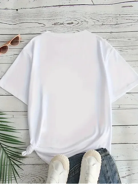 Kadın Beyaz Grafik Tişört - Eğlenceli Çubuk Tasarımlı Oversize Günlük Kısa Kollu Tişört