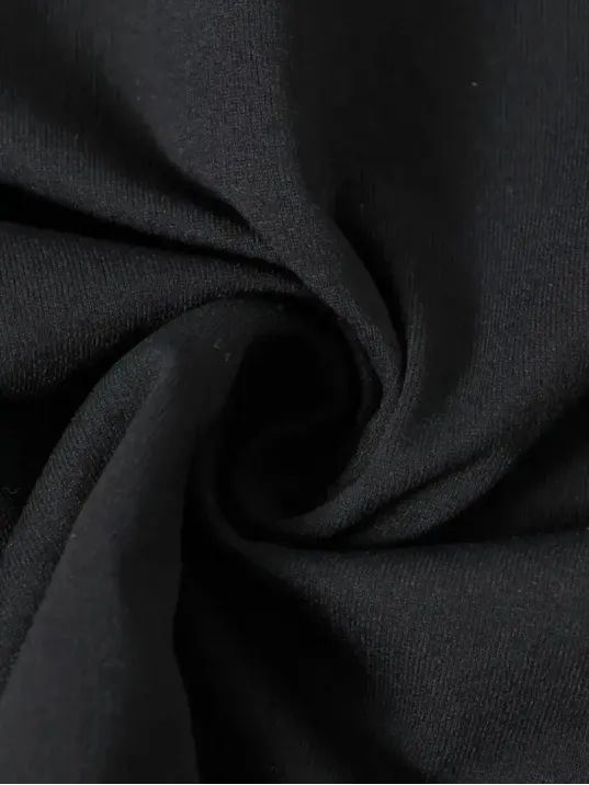 Ördek Baskılı ve Yuvarlak Yakalı Kadın Günlük Büyük Boy Siyah Tişört. - Siyah Ördek Baskılı ve Yuvarlak Yakalı Kadın Günlük Büyük Boy Siyah Tişört. - Siyah