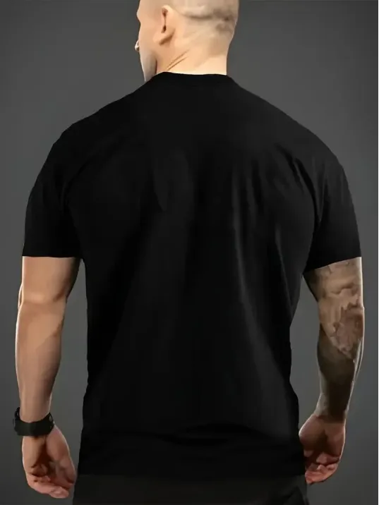 Erkek Vintage Araba Grafik T-shirt - "ben Yaşlı Değilim Ben Bir Klasiğim" Esprili Baskı  Nefes Alabilir Kumaş, Günlük Yaz Ve Yıl Boyu Giyim İçin Oversize Kısa Kollu Tişört - Siyah