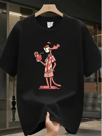 Pembe Panter Baskılı Erkek Oversize Günlük Kısa Kollu Tişört İlkbahar ve Yaz için Mükemmeldir - Siyah Pembe Panter Baskılı Erkek Oversize Günlük Kısa Kollu Tişört İlkbahar ve Yaz için Mükemmeldir - Siyah