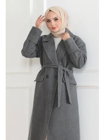 Kadın Kaşe Kaban – Uzun Boy Kruvaze Yaka Kuşaklı Tesettür Kaşe Kışlık Kaban, Astarlı Şık Yünlü Dokuma Oversize Rahat Kalıp Cepli Düğmeli Modern Kap Modeli - Gri