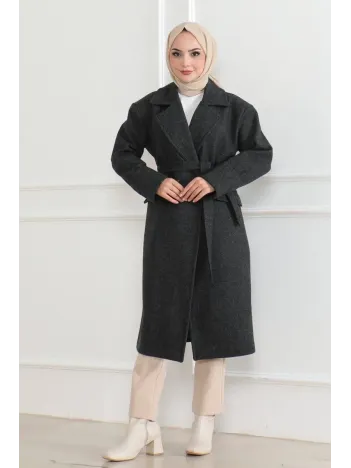 Kadın Kaşe Kaban – Uzun Boy 115 cm Kruvaze Yaka Kuşaklı Astarlı Kışlık Tesettür Kaban, Yünlü Dokuma Kaşmir Kumaş, Cepli Oversize Rahat Kalıp Şık Modern Kaban Mont Modeli (Günlük ve Özel Gün Kombinlerine Uygun) - Siyah