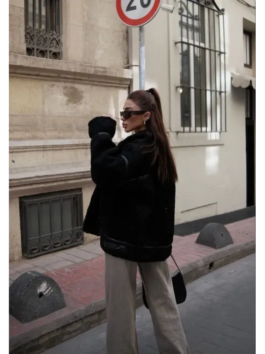 Cıt Cıt Detaylı Peluş Mont Ceket - Siyah Cıt Cıt Detaylı Peluş Mont Ceket - Siyah