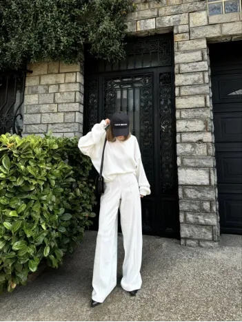 Crop, Pantolon Fitilli İkili Takım -Beyaz Crop, Pantolon Fitilli İkili Takım -Beyaz