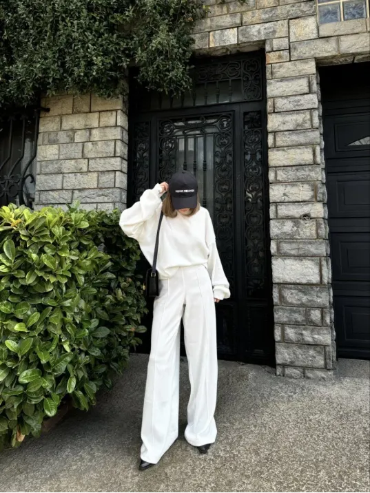 Crop, Pantolon Fitilli İkili Takım -Beyaz Crop, Pantolon Fitilli İkili Takım -Beyaz