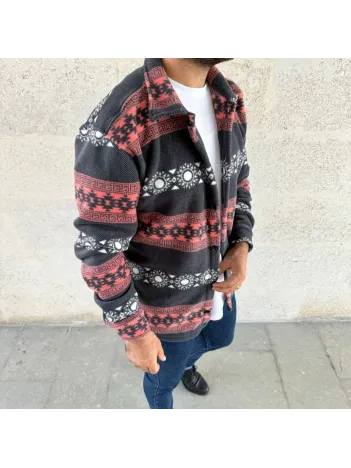 Erkek Desenli Polar Gömlek – Etnik Şerit Desen Yakalı, Uzun Kollu, Düğmeli, Oversize Rahat Kalıp - Füme Erkek Desenli Polar Gömlek – Etnik Şerit Desen Yakalı, Uzun Kollu, Düğmeli, Oversize Rahat Kalıp - Füme