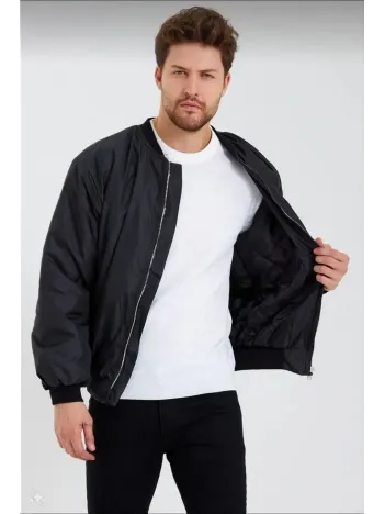 Unisex Siyah Bomber Mont – Su İtici Kumaş, Kapitone Astarlı, Fermuarlı ve Günlük Kullanıma Uygun Ceket- Siyah