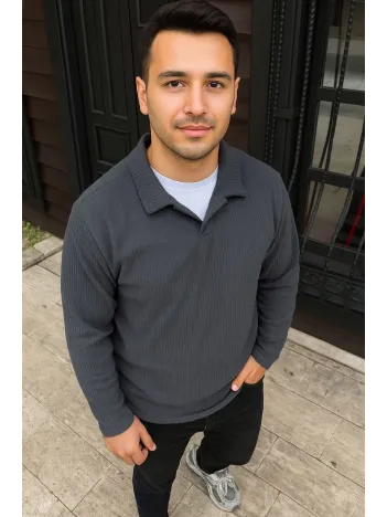 Erkek Fitilli Polar Sweatshirt – Düğmesiz Polo Yaka, Oversize Rahat Kalıp, Kalın Polar Kumaş, Kışlık ve Baharlık Şık Günlük Üst - Füme