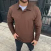 Erkek Fitilli Polar Sweatshirt – Düğmesiz Polo Yaka, Oversize Rahat Kalıp, Kalın Polar Kumaş, Kışlık ve Baharlık Şık Günlük Üst - Kahverengi Erkek Fitilli Polar Sweatshirt – Düğmesiz Polo Yaka, Oversize Rahat Kalıp, Kalın Polar Kumaş, Kışlık ve Baharlık Şık Günlük Üst - Kahverengi