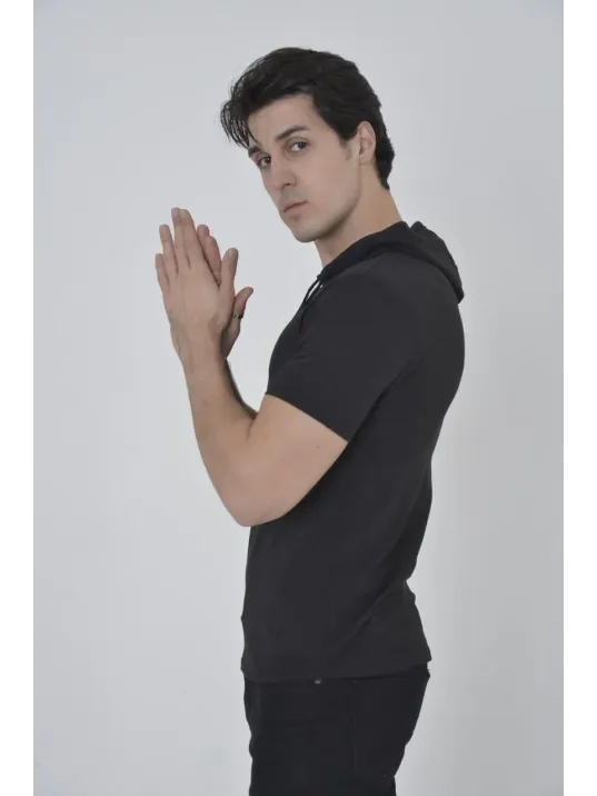 Erkek Kapşonlu Slim Fit T-shirt - Siyah Erkek Kapşonlu Slim Fit T-shirt - Siyah