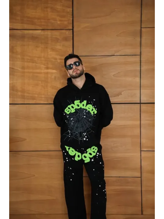 Erkek Kapüşonlu Eşofman Takım Örümcek Ağı ve Neon Yeşil Baskılı Kanguru cepli Oversize Rahat Kalıp, Premium Üç İplik Kumaş - Siyah Erkek Kapüşonlu Eşofman Takım Örümcek Ağı ve Neon Yeşil Baskılı Kanguru cepli Oversize Rahat Kalıp, Premium Üç İplik Kumaş - Siyah