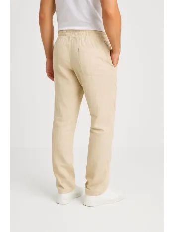 Erkek Keten Pantolon – Cepli, Beli Lastikli ve Bağcıklı, Nefes Alan Rahat Kalıp, Yazlık ve Baharlık Günlük Giyim, Şık & Konforlu Boru Paça Model - Bej Erkek Keten Pantolon – Cepli, Beli Lastikli ve Bağcıklı, Nefes Alan Rahat Kalıp, Yazlık ve Baharlık Günlük Giyim, Şık & Konforlu Boru Paça Model - Bej