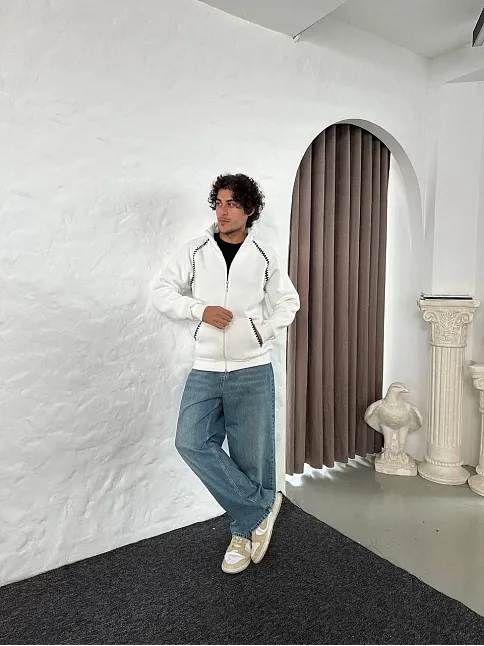 Erkek Oversize Dik Yaka Fermuarlı Sweatshirt - Zincir Nakışli Kanguru Cepli - Beyaz