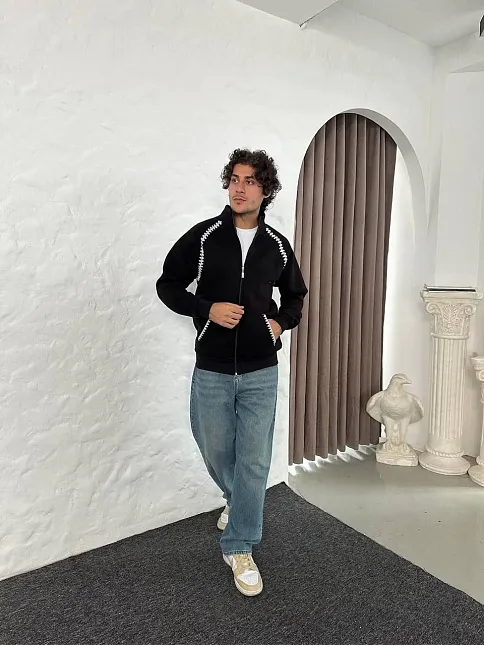 Erkek Oversize Dik Yaka Fermuarlı Sweatshirt - Zincir Nakışli Kanguru Cepli - Siyah