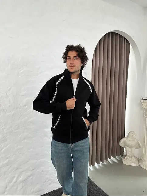 Erkek Oversize Dik Yaka Fermuarlı Sweatshirt - Zincir Nakışli Kanguru Cepli - Siyah