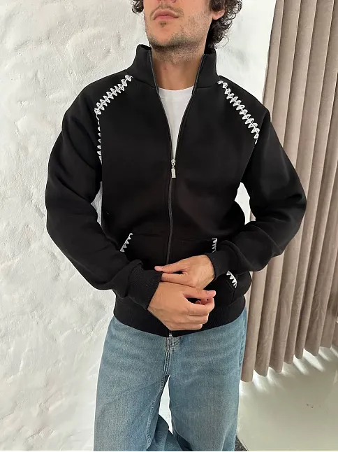 Erkek Oversize Dik Yaka Fermuarlı Sweatshirt - Zincir Nakışli Kanguru Cepli - Siyah