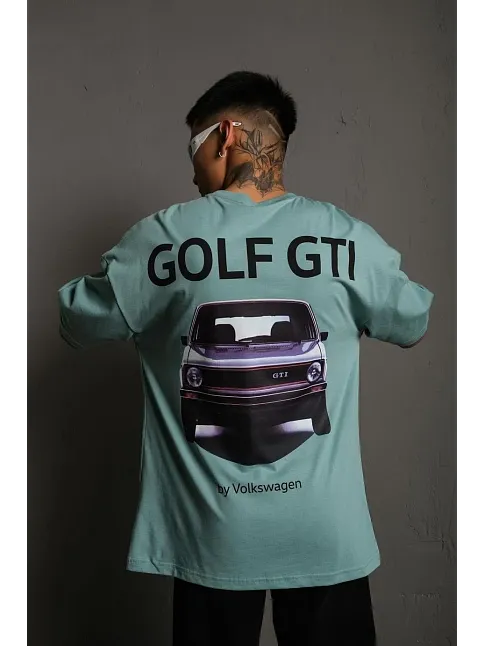 Erkek Oversize Baskılı Tişört – Golf Gtı Retro Araba Desenli, Ön & Arka Dijital Baskı, Sokak Modası Stil - Mint Yeşili