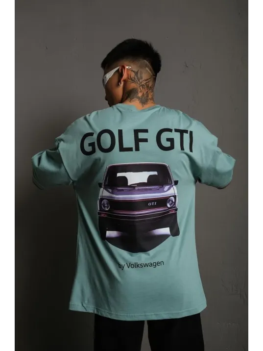 Erkek Oversize Baskılı Tişört – Golf GTI Retro Araba Desenli, Ön & Arka Dijital Baskı, Sokak Modası Stil - Mint Yeşili Erkek Oversize Baskılı Tişört – Golf GTI Retro Araba Desenli, Ön & Arka Dijital Baskı, Sokak Modası Stil - Mint Yeşili