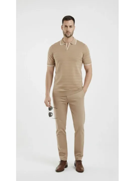 Erkek Triko Kumaş Yakalı Düğmesiz Açık Yaka Fitilli Kısa Kollu Regular Fit Tişört T-shirt - Bej Erkek Triko Kumaş Yakalı Düğmesiz Açık Yaka Fitilli Kısa Kollu Regular Fit Tişört T-shirt - Bej