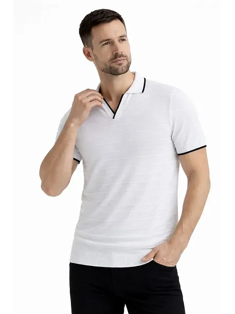 Erkek Triko Kumaş Yakalı Düğmesiz Açık Yaka Fitilli Kısa Kollu Regular Fit Tişört T-shirt - Beyaz