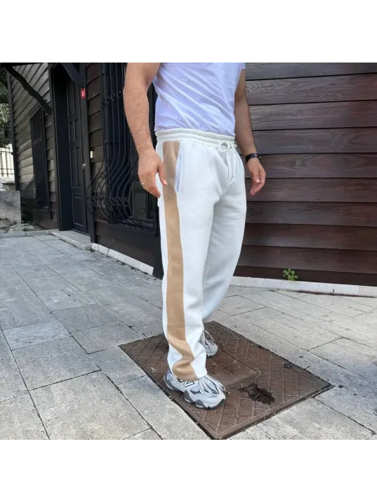 Erkek Üç İplik Kışlık Pamuklu Yandan Garneli Kalın Bej Şeritli Cepli Eşofman Altı - Beyaz Erkek Üç İplik Kışlık Pamuklu Yandan Garneli Kalın Bej Şeritli Cepli Eşofman Altı - Beyaz