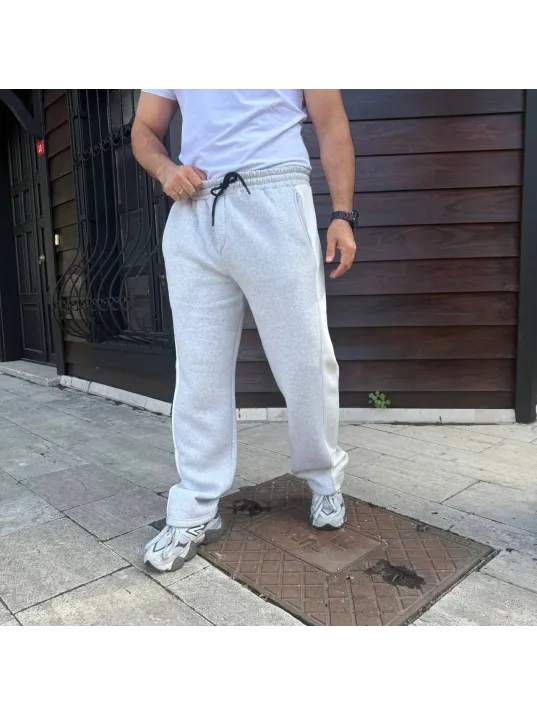 Erkek Üç İplik Kışlık Pamuklu Yandan Garneli Kalın Bej Şeritli Cepli Eşofman Altı - Gri Erkek Üç İplik Kışlık Pamuklu Yandan Garneli Kalın Bej Şeritli Cepli Eşofman Altı - Gri