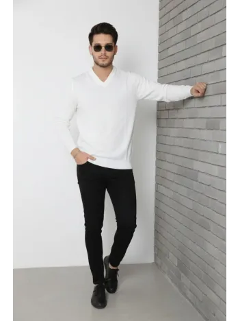 Erkek V Yaka Triko Kazak Yumuşak Dokulu Pamuklu İnce Dokuma, Uzun Kollu Rahat Regular Kalıp - Beyaz