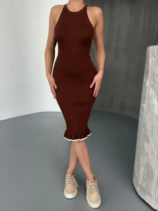Fırfır Detaylı Triko Elbise- Kahverengi Fırfır Detaylı Triko Elbise- Kahverengi