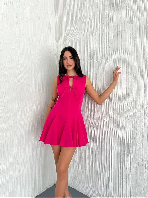 Göğüs Bağlamalı Kolsuz Mini Boy Elbise - Pembe