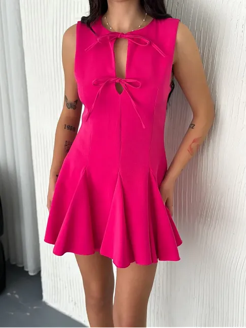 Göğüs Bağlamalı Kolsuz Mini Boy Elbise - Pembe