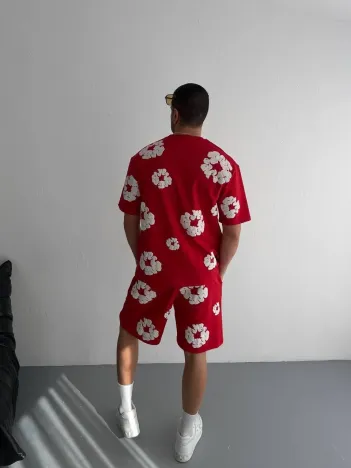 İki İplik Kumaş Baskılı T-shirt Şortlu Takım- Kırmızı İki İplik Kumaş Baskılı T-shirt Şortlu Takım- Kırmızı