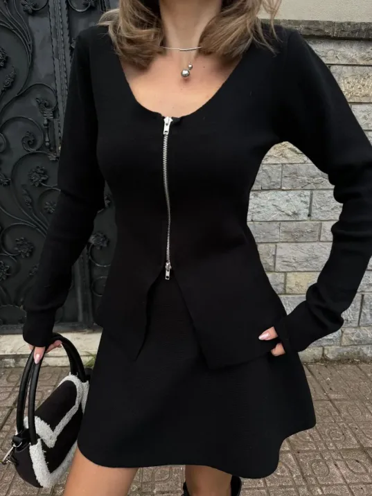 İkili Fermuarlı Hırkalı Etekli Takım - Siyah İkili Fermuarlı Hırkalı Etekli Takım - Siyah