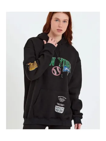 Kadın Baskılı Kapüşonlu Sweatshirt - Siyah Kadın Baskılı Kapüşonlu Sweatshirt - Siyah