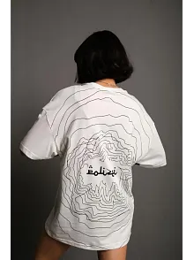 Kadın Bisiklet Yakalı Sırt Baskılı Oversize T-shirt - Beyaz